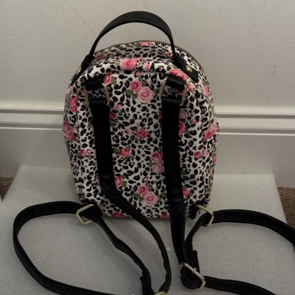 Betsey Johnson Floral Puppy Dog Mini Backpack Bag EUC - Picture 2 of 8